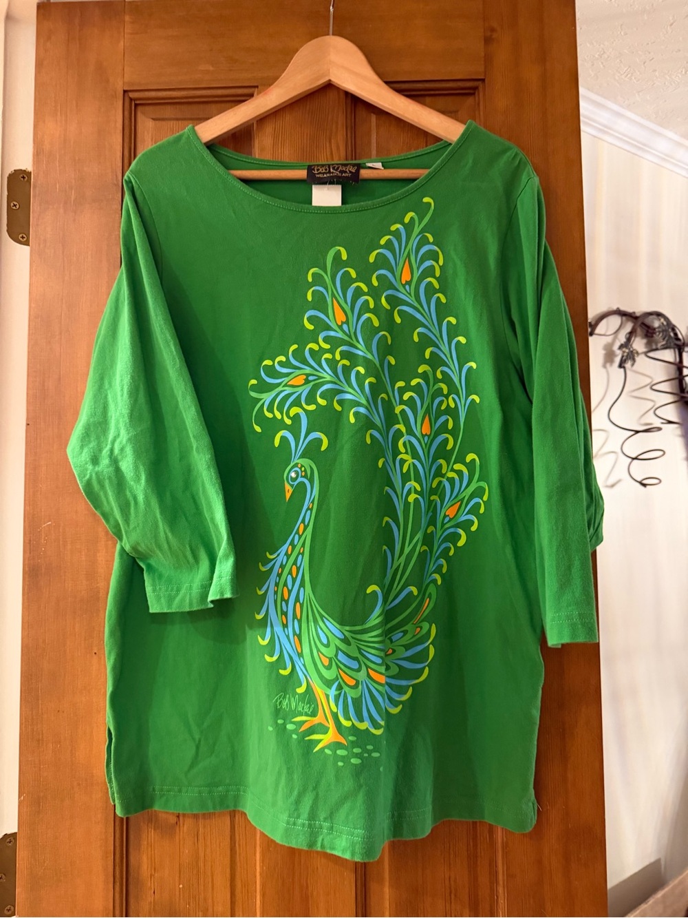 Bob Mackie Green Peacock Graphic Long Sleeve Tee